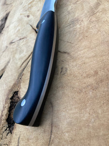 Small false edge hunter with pocket sheath