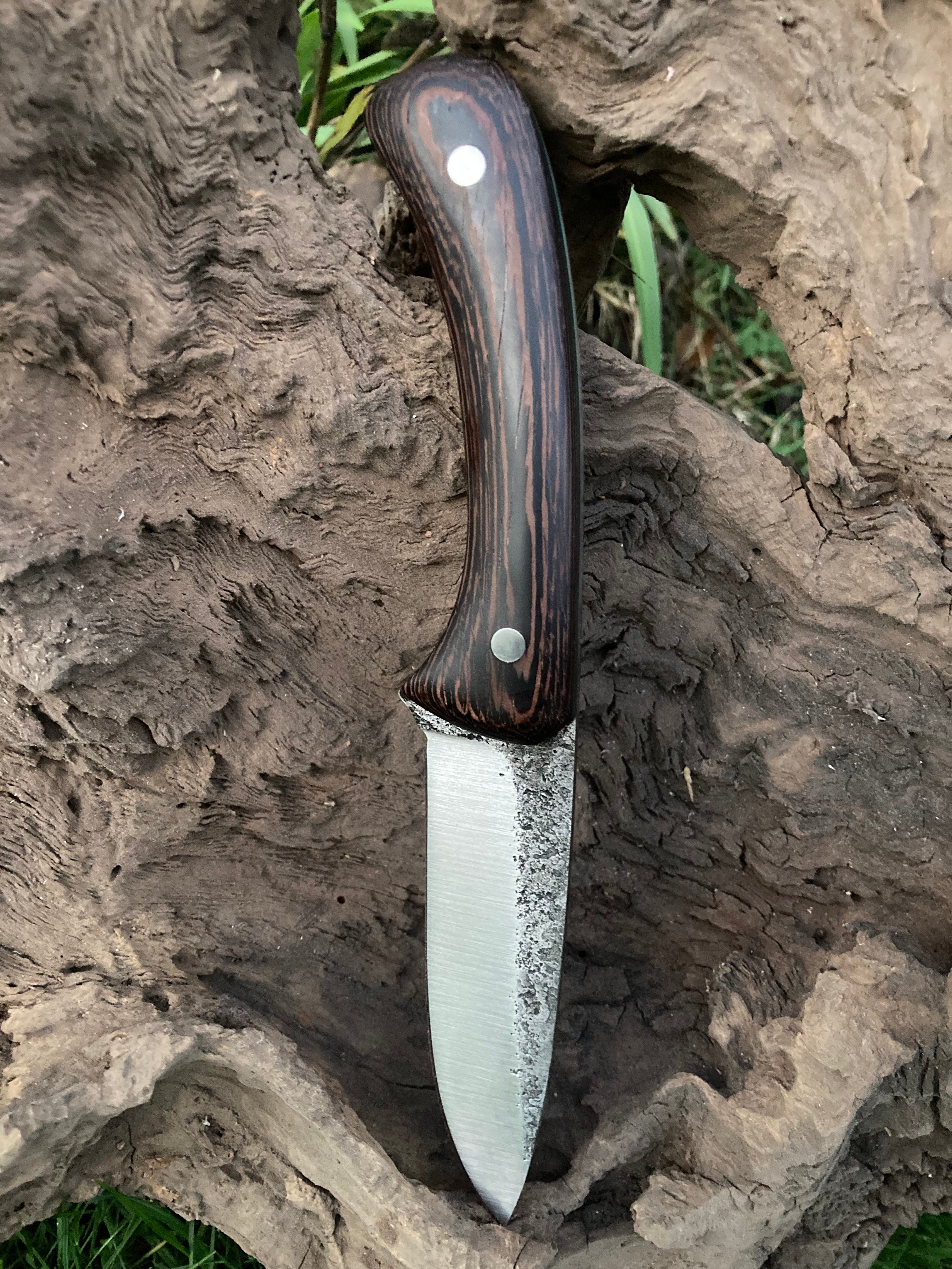 Drop point hunter with leather sheath