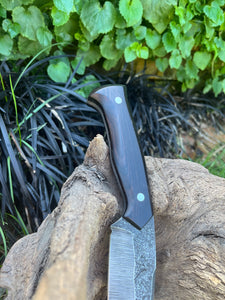 Medium sized hunting/camp knife