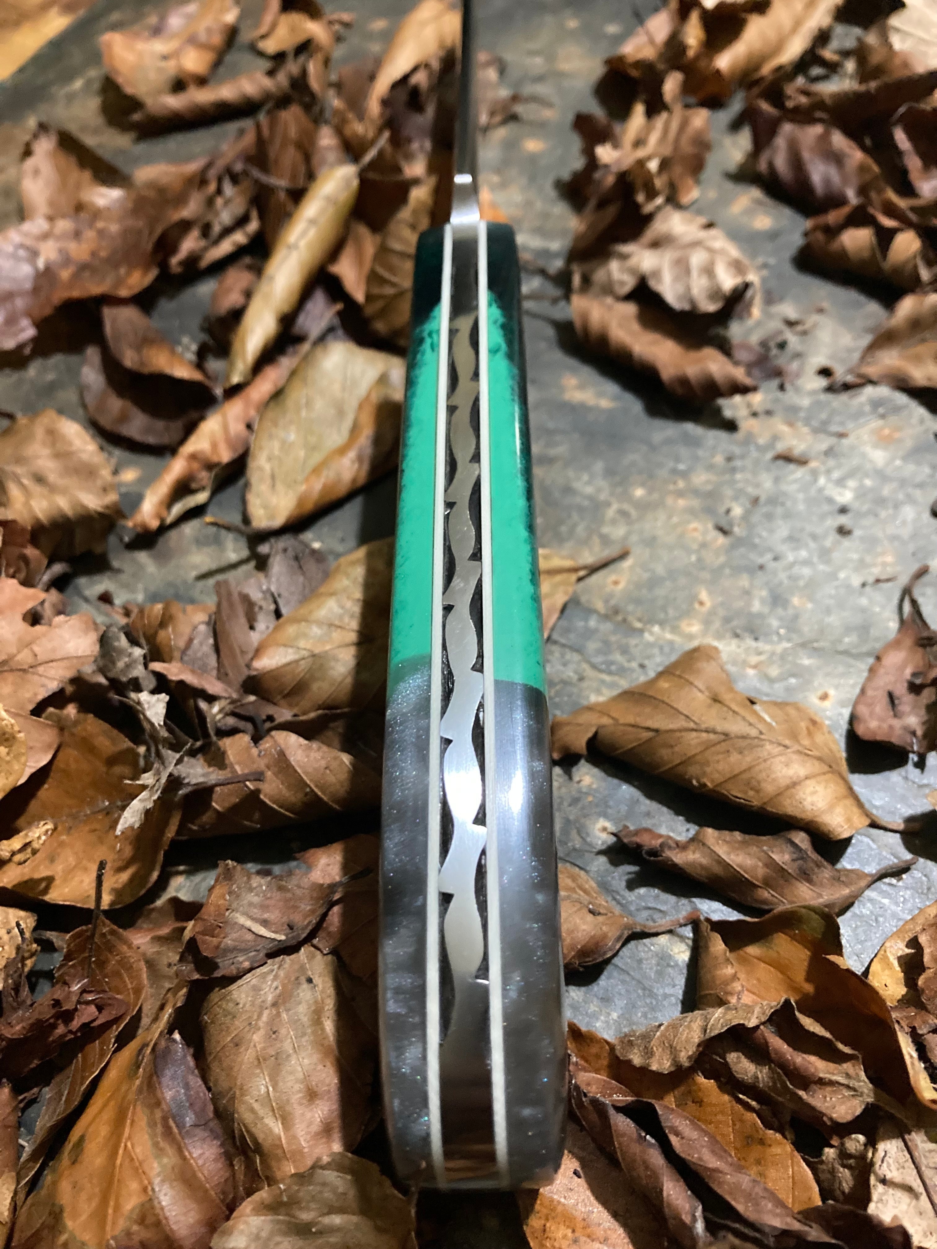 Straight Back Hunting Knife - with sheath