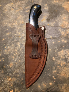 Straight Back Hunting Knife - Sheath included