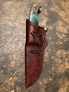 Straight Back Hunting Knife - with sheath