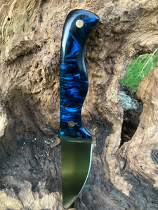 Straight Back Hunting Knife - Sheath included